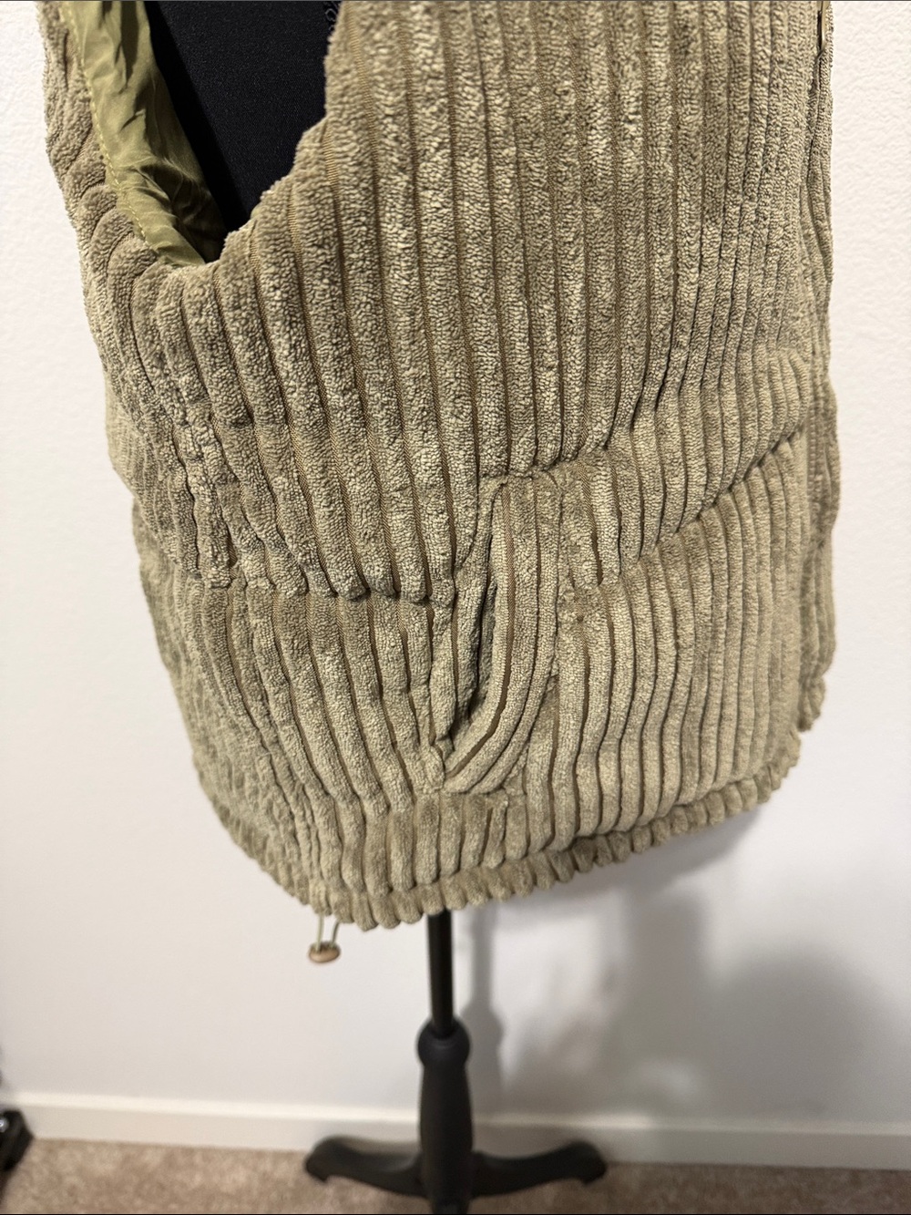 Panache Olive Ribbed Zip-Front Vest - Picture 5 of 8